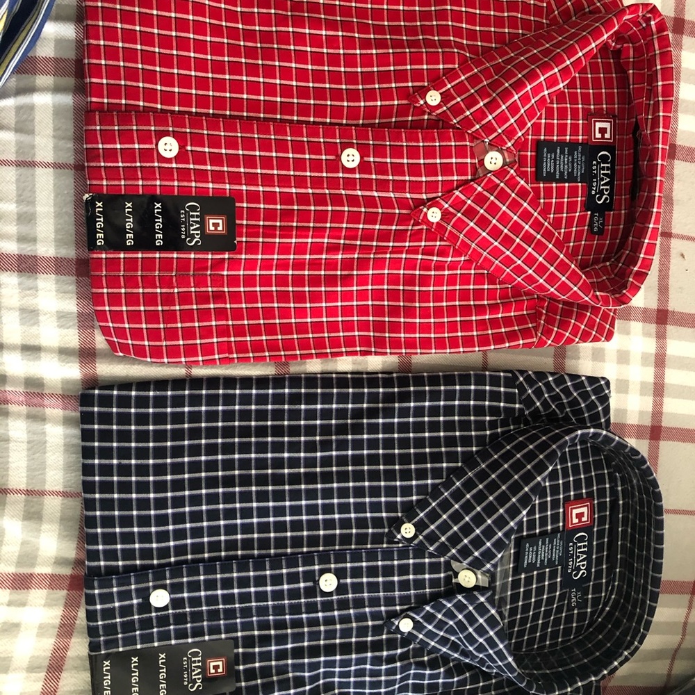 One pair of Chaps 100% Cotton XLSize shirts
